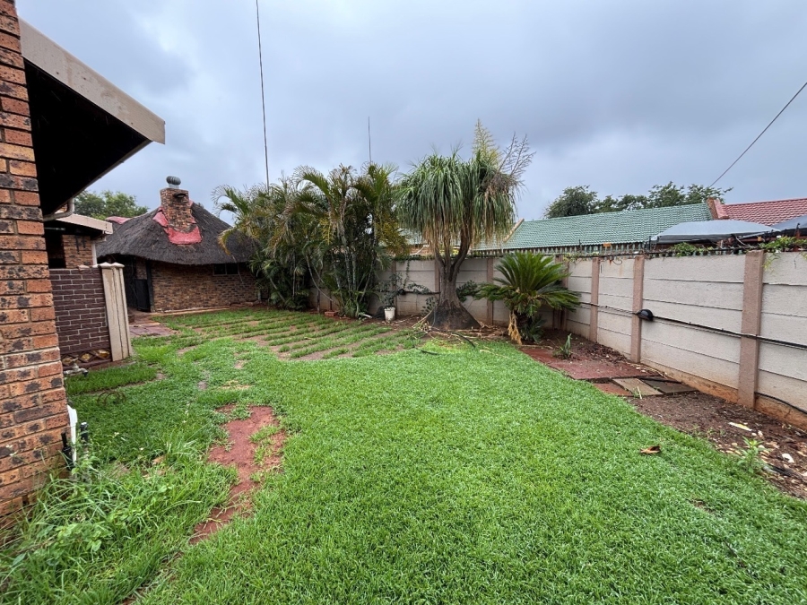 3 Bedroom Property for Sale in Oos Einde North West